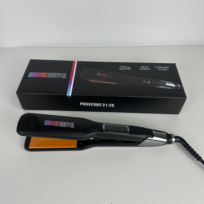 Lexurious Silkening Flat Iron